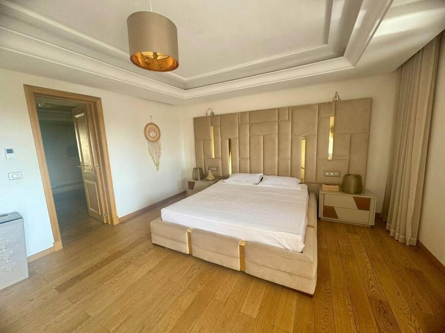 Marrakech Plaza 2 Sur 230m Apartment *