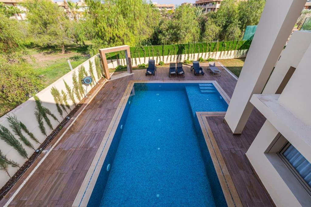 De Luxe Avec Piscine Chauffee Et Vue Sur Le Golf - Marrakech Prestigia Villa *
