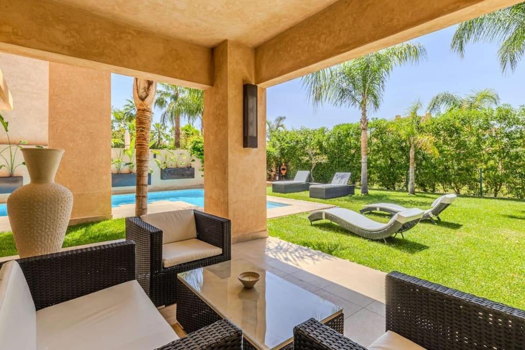 Villa Sur Golf Avec Piscine Privee Chauffee Marrakesh