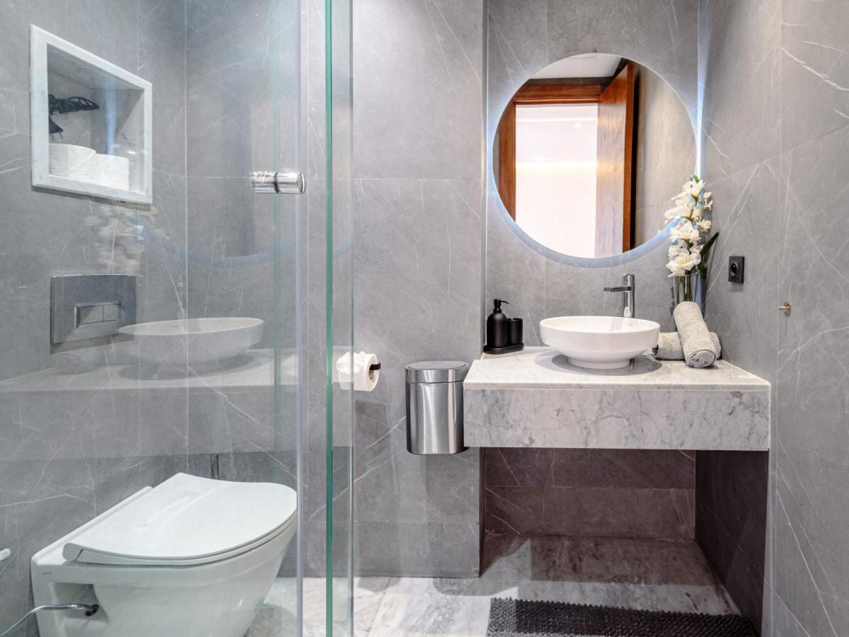 Style Et Comfortable Au Centre De La Appartement *