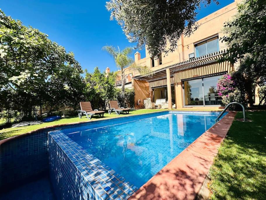 Family Only Anouar Golf Piscine Villa