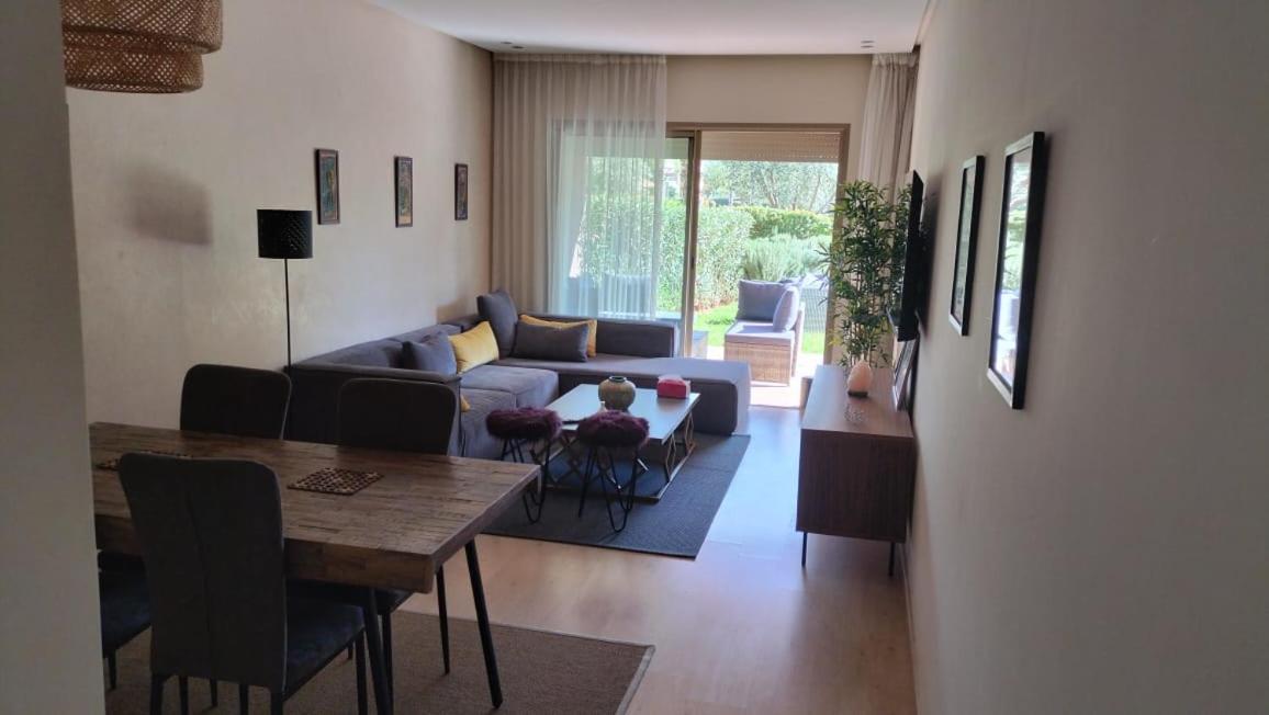 Azhouse Appartement *