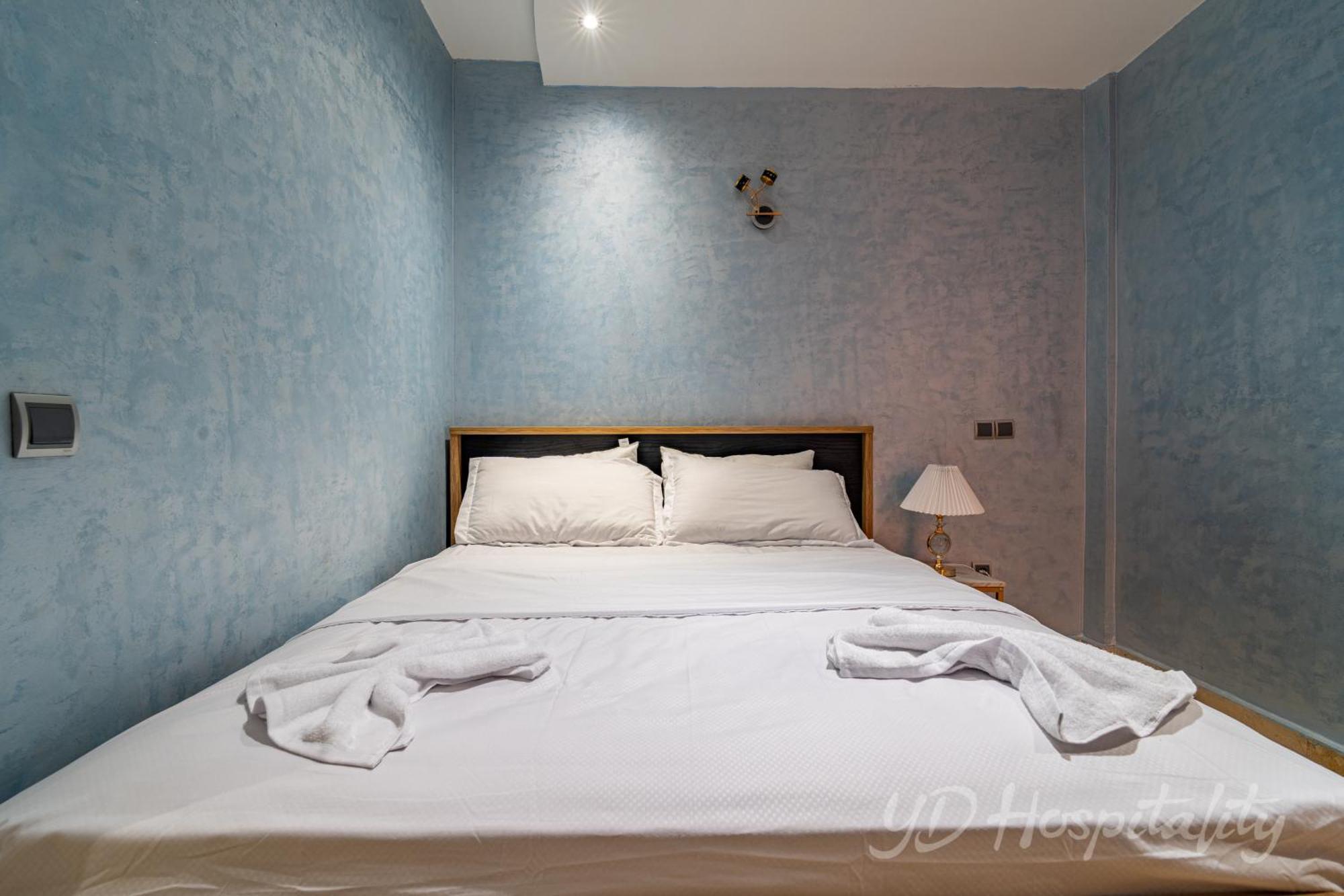 5-star Atlas Pearl Well Centered Apartment
