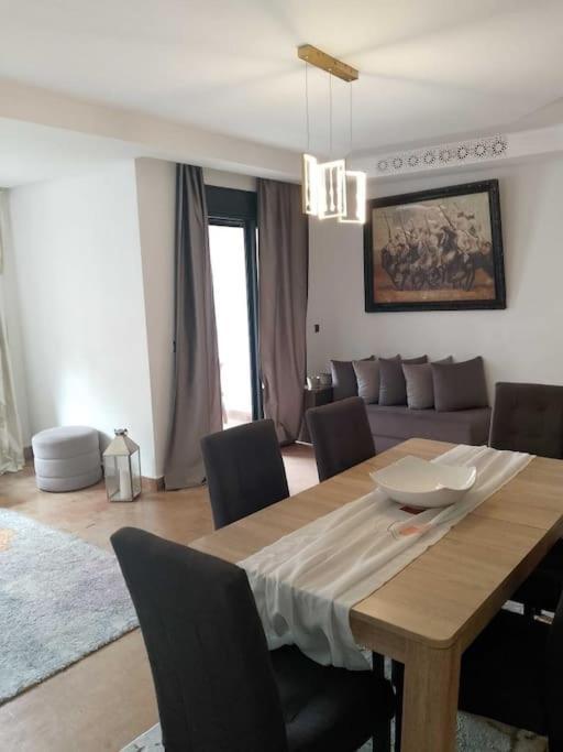 Confortable A 5 Piscines Appartement