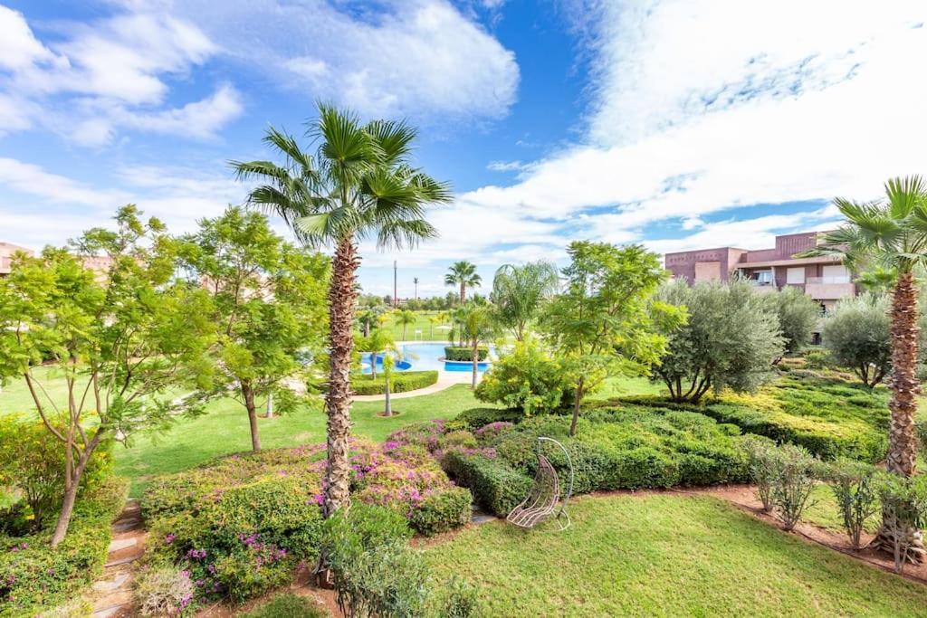 Stunning Prestigia Escape Poolside Views Marrakesh