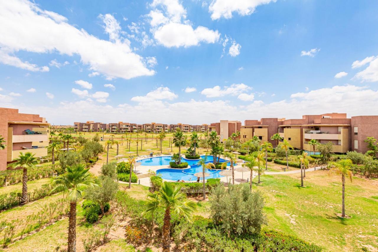 Garden And Pool View 3 10min To Town Center