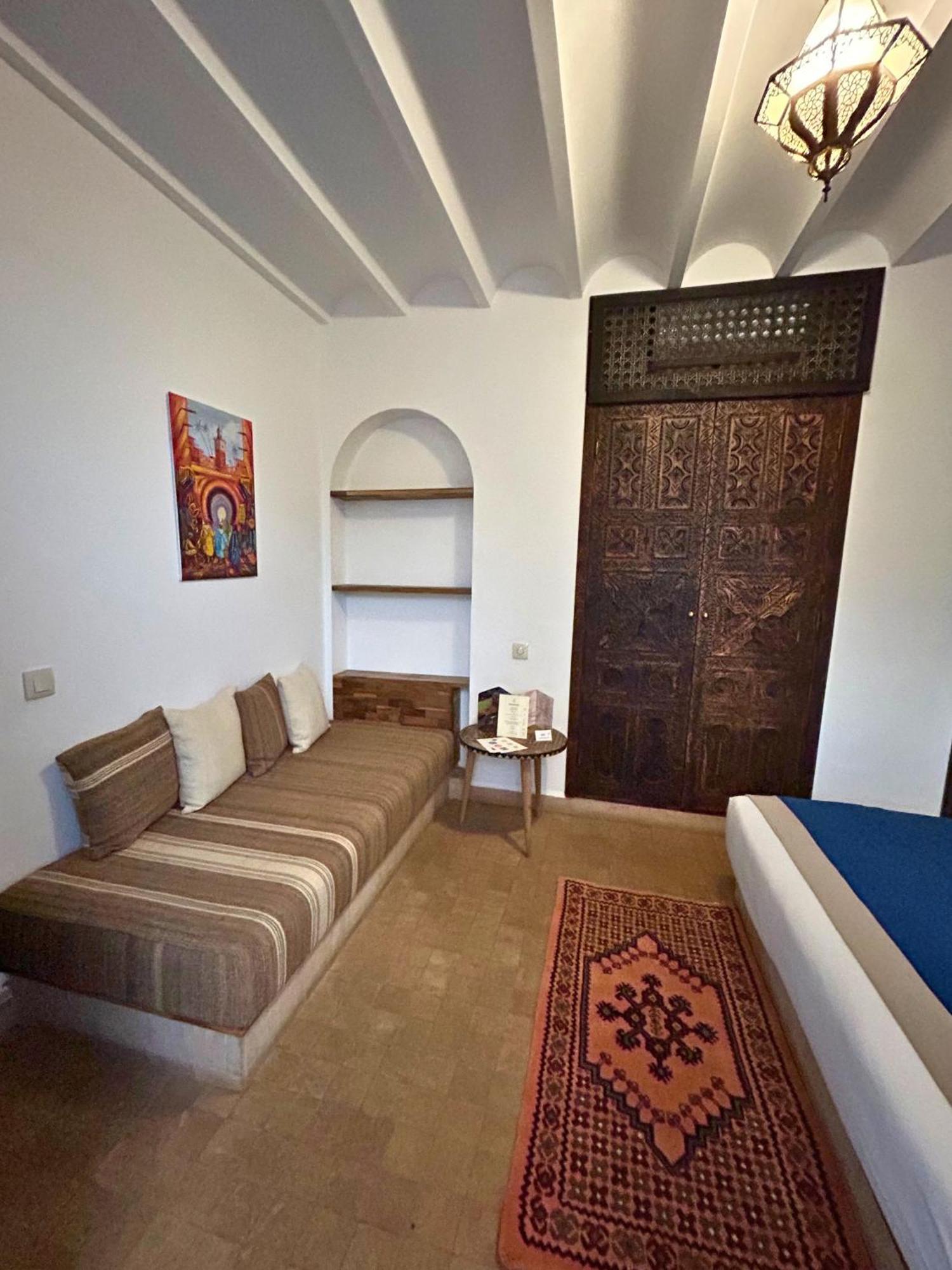 Cologne & Riad Marrakesh