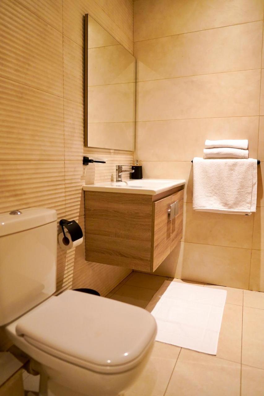 2 Salon A Cote De Carre Eden Perles3 Apartamento