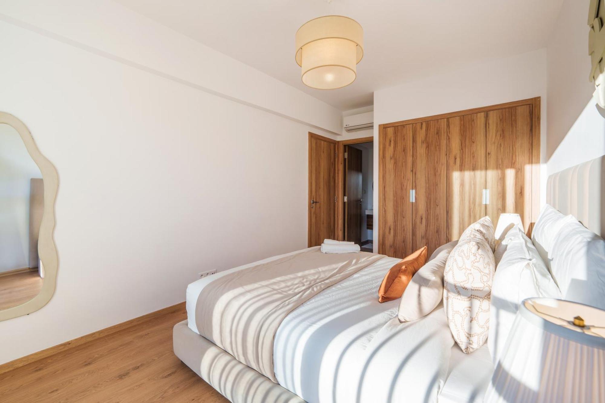 Elegance And Serenity At Noria Golf And Pool View