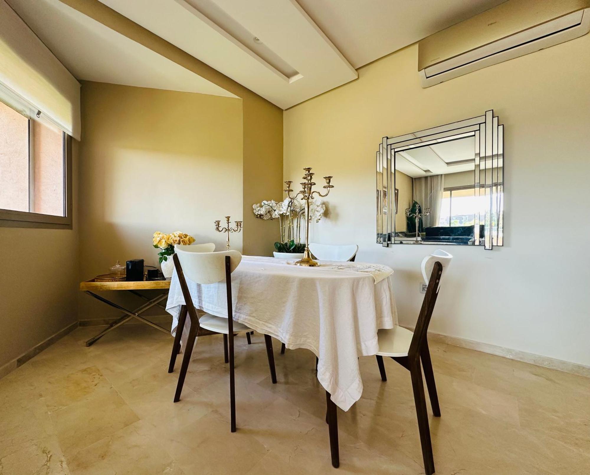 De Luxe Prestigia Golf Apartamento