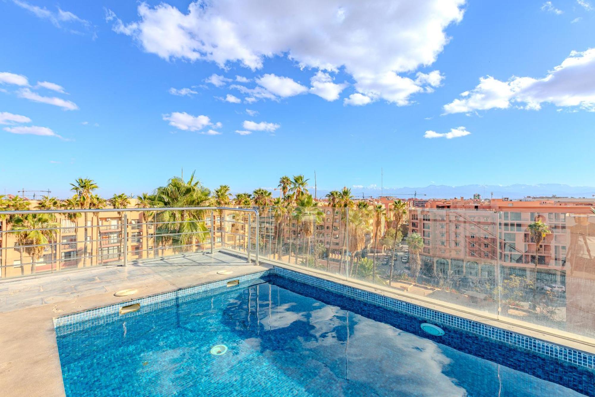 Appartement Exclusive Penthouse Gueliz Rooftop, Jacuzzi & Pool *