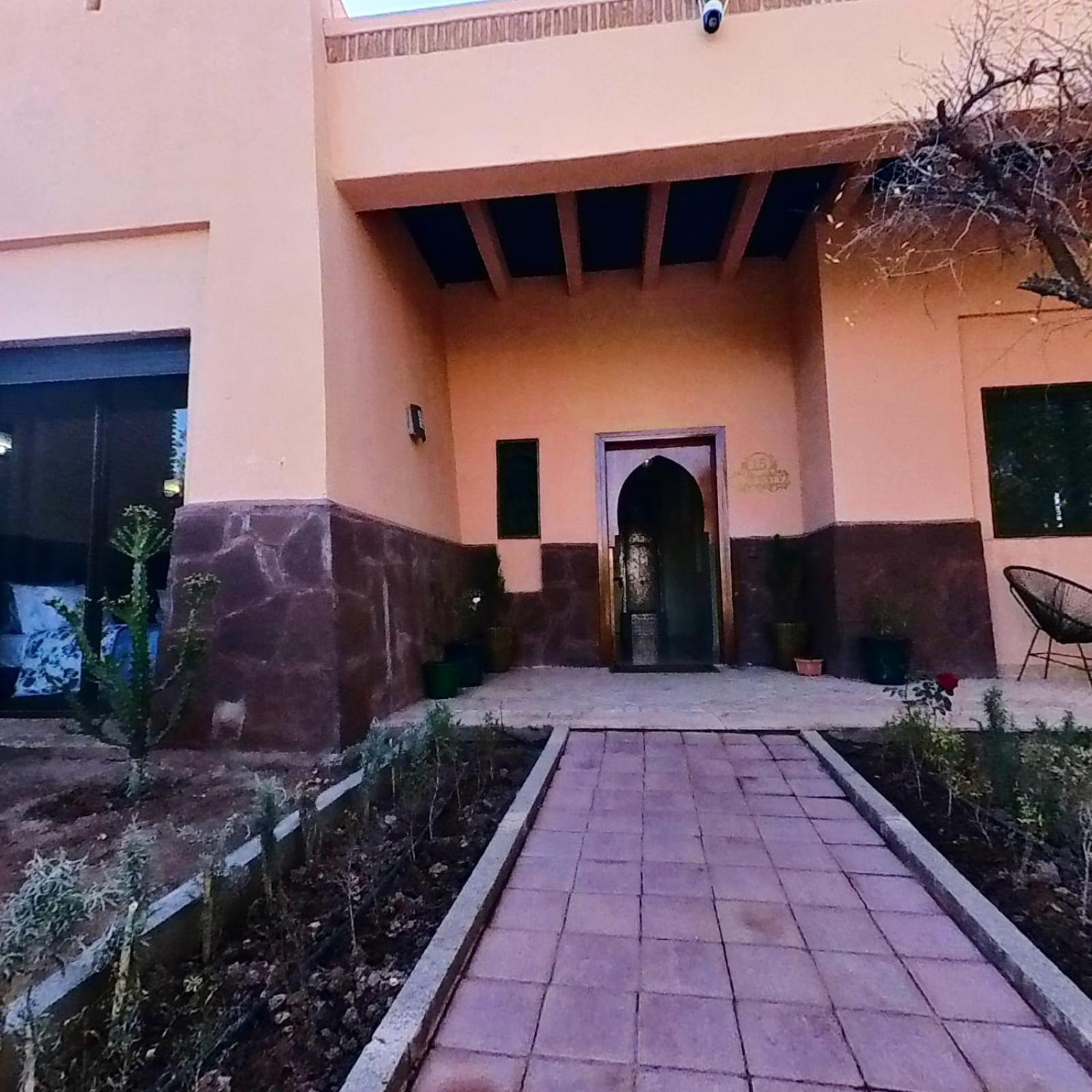 Belle Vue - With A Private & Heated Pool *
