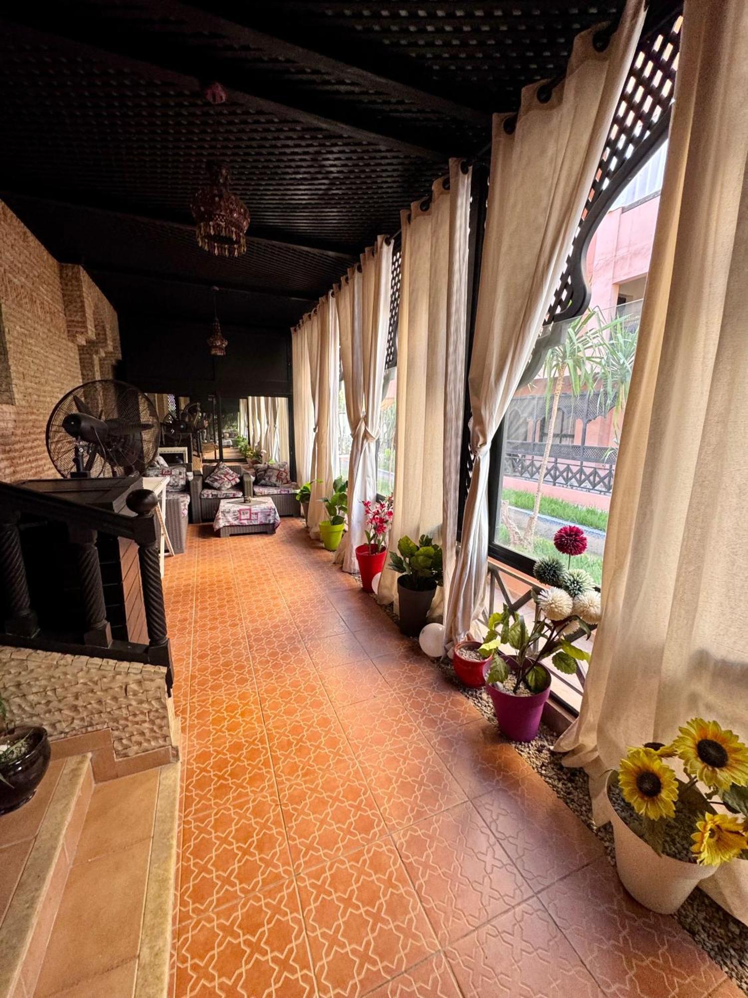 Apartment Rentsuite Premium Village Luxurious