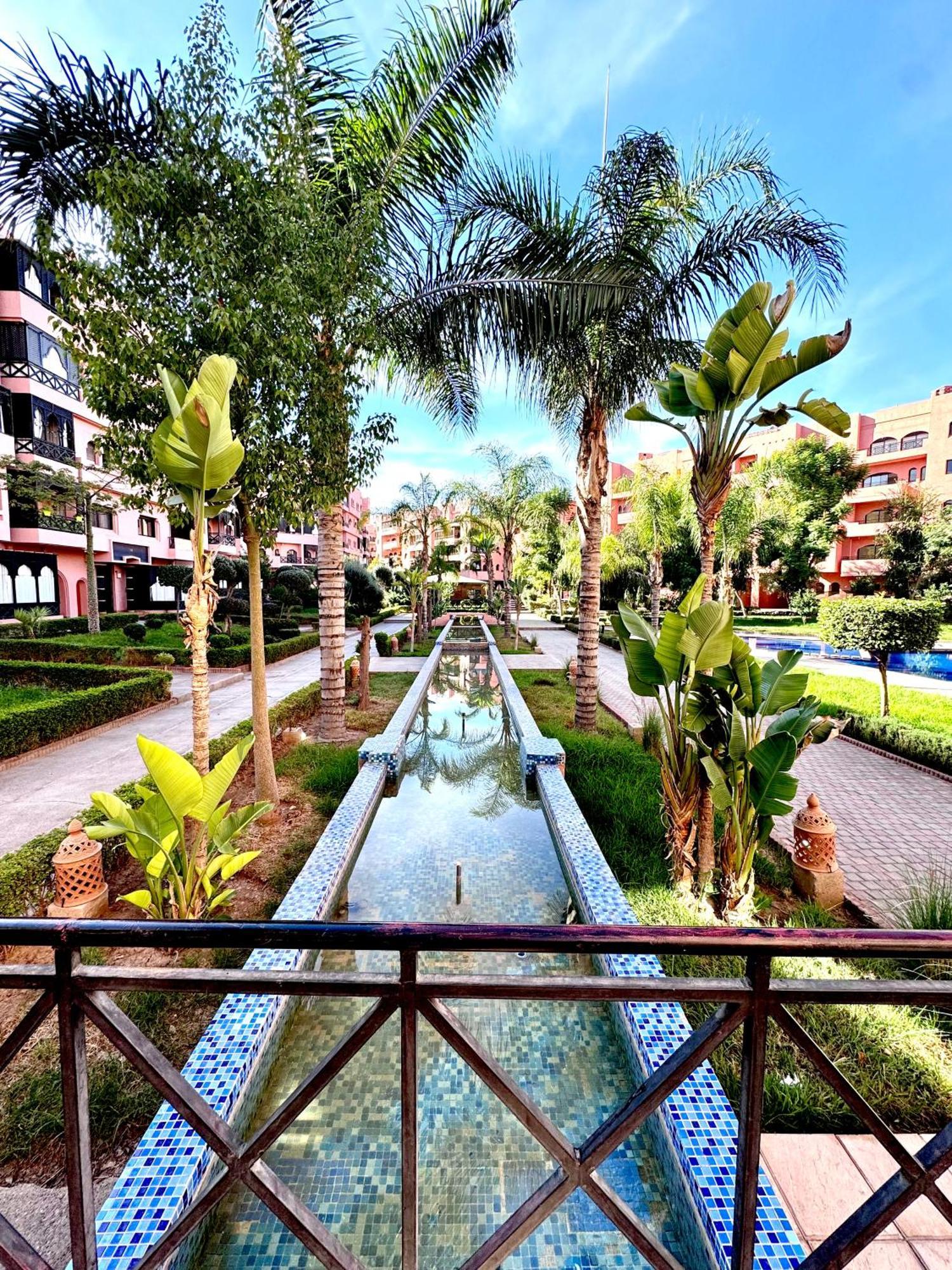 Rentsuite Premium Village Luxurious *