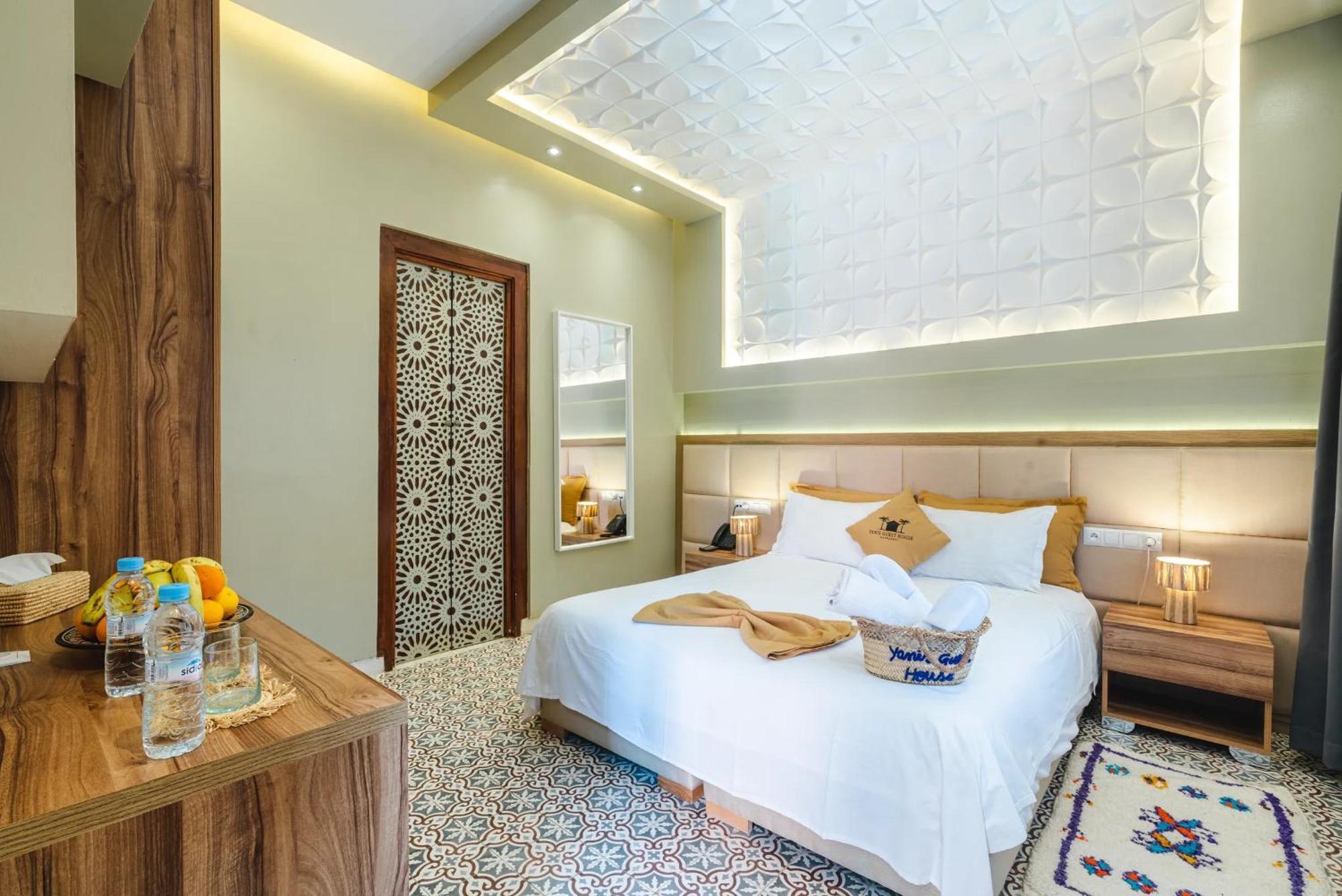Guest house Yanis