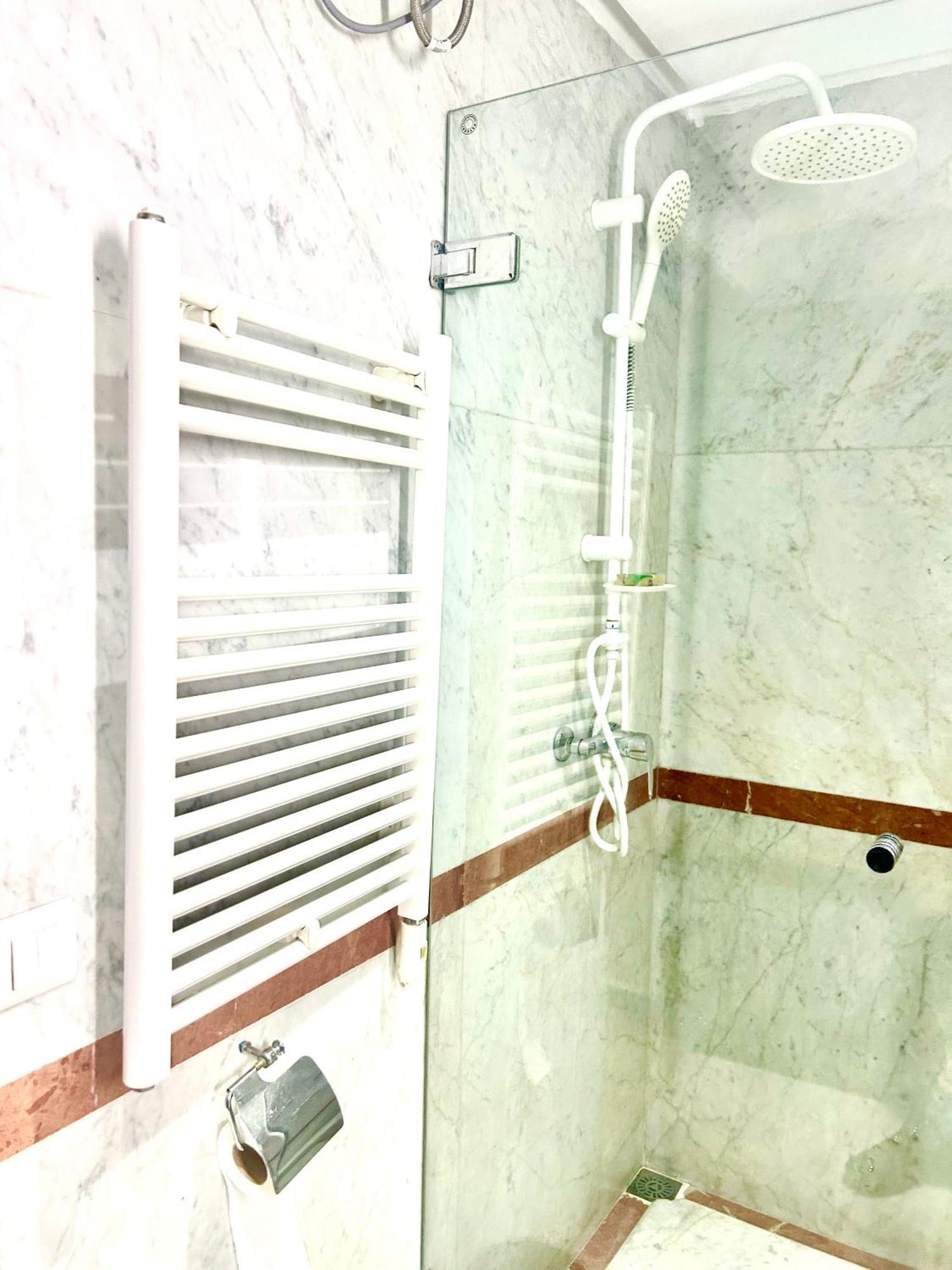 Sejour Lumineux Confort Et Design Appartement *