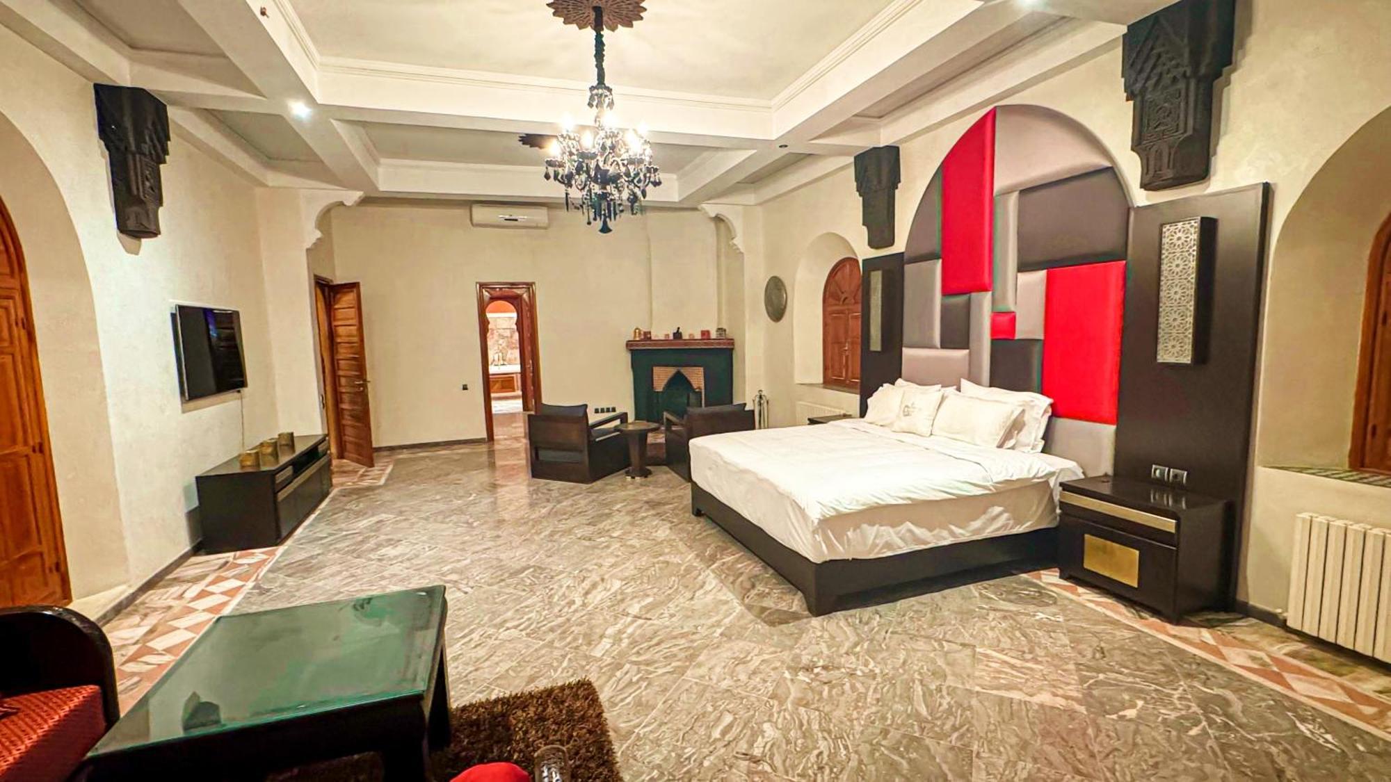 Charming Luxury - Pool & Hot Tub Villa Marrakesh