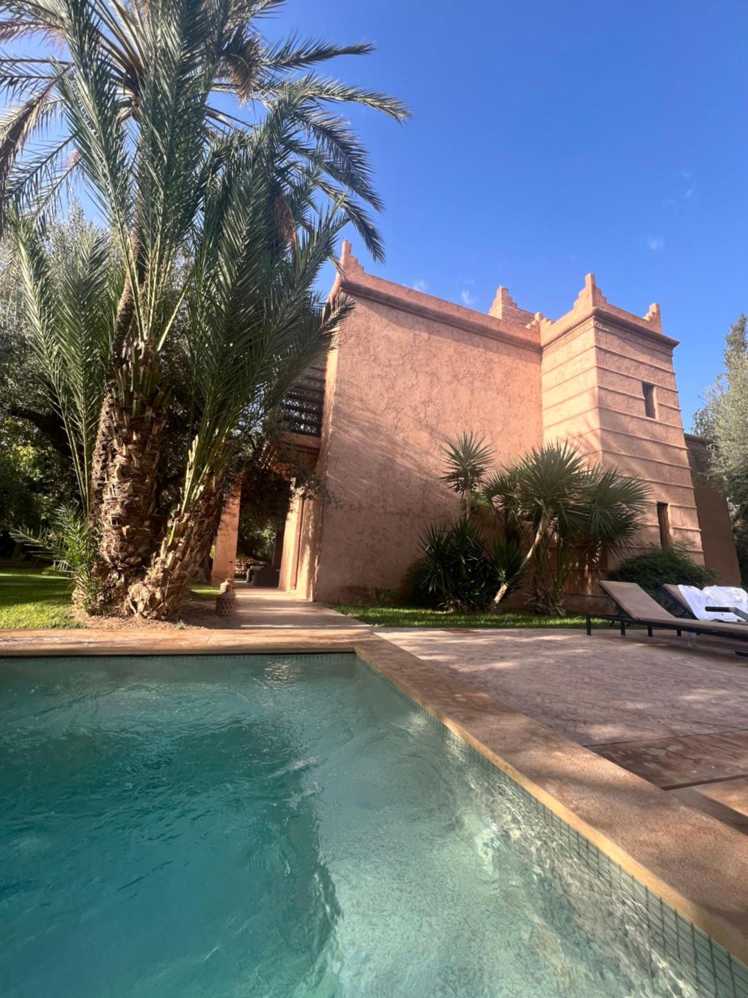 Kasbah De Luxe, Piscine Et Jacuzzi Chauffes, Jardin Tropical Marrakesh