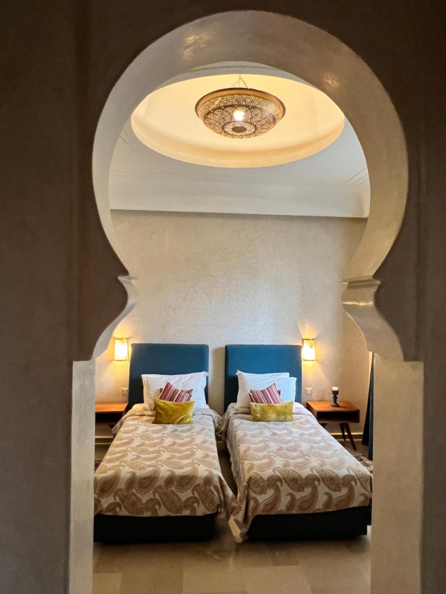 Kasbah De Luxe, Piscine Et Jacuzzi Chauffes, Jardin Tropical Villa Marrakesh