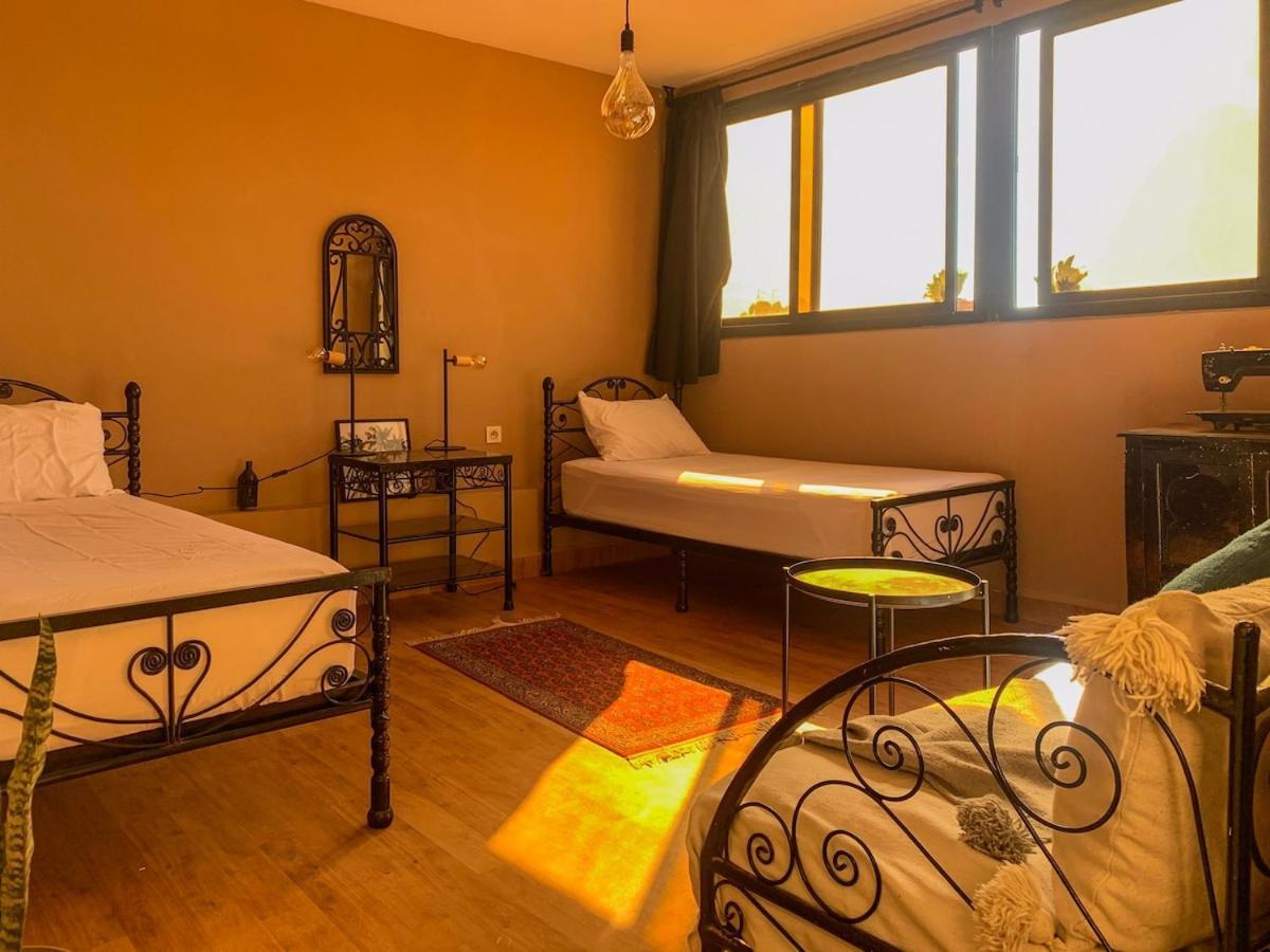 Sunlit With Panoramic Views Appartement