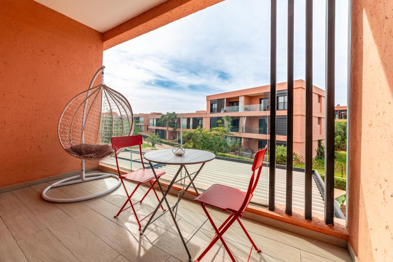 Luxury And Serenity At Noria Golf And Pool Apartment