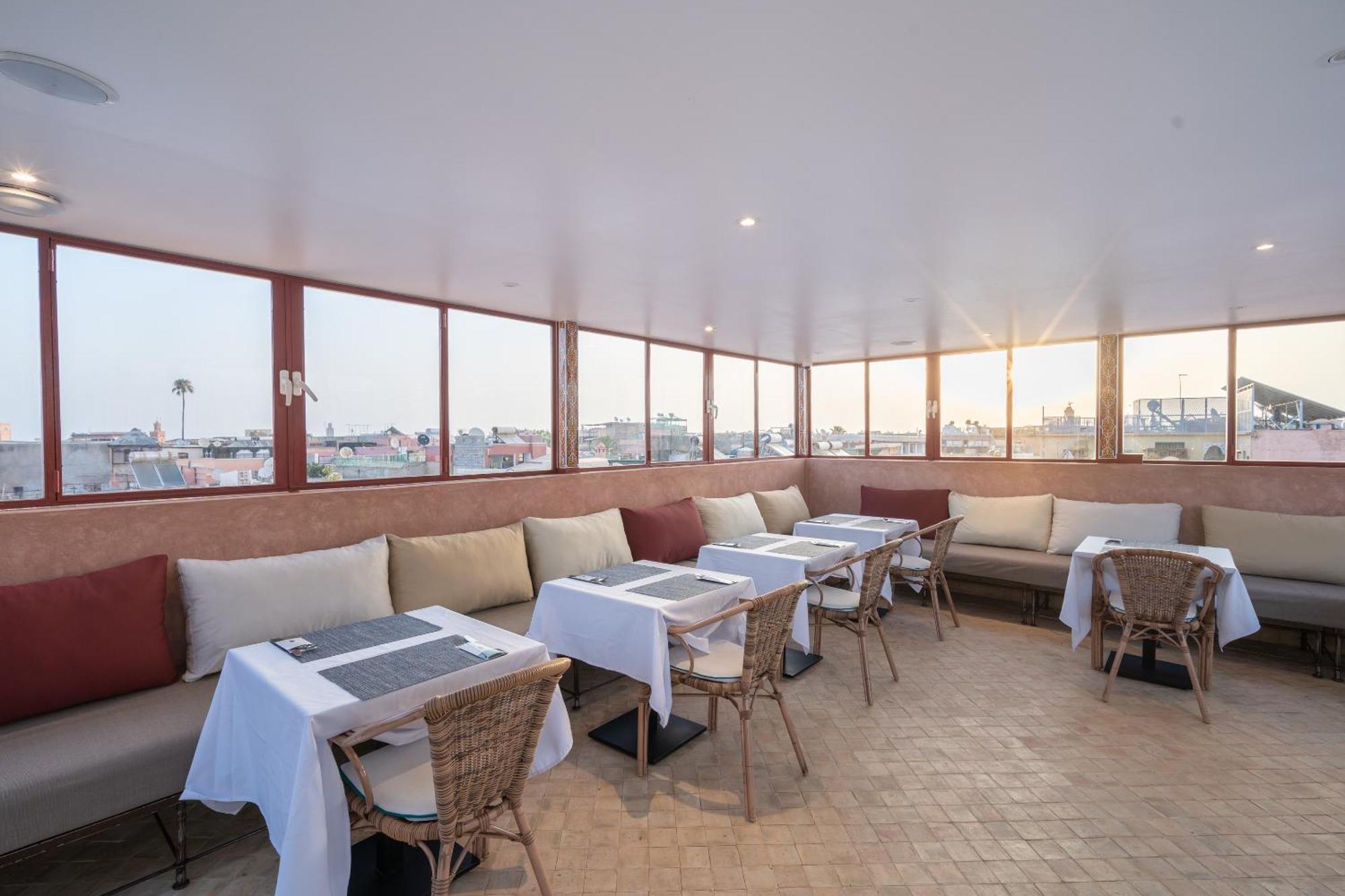 Riad Atlas Palace &