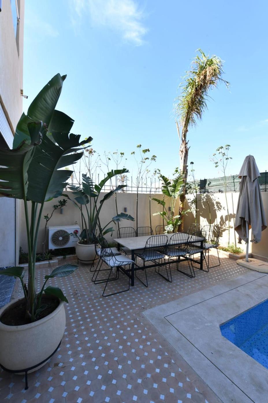 Luxe A Marrakech Avec Piscine Chauffee Villa