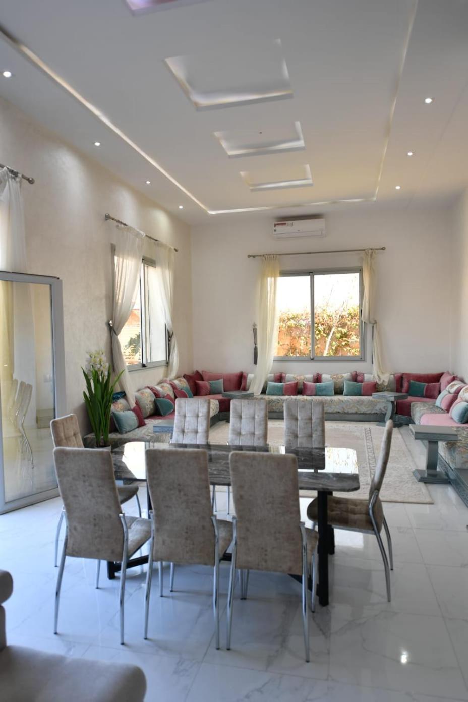 Luxe A Marrakech Avec Piscine Chauffee Villa Marrakesh