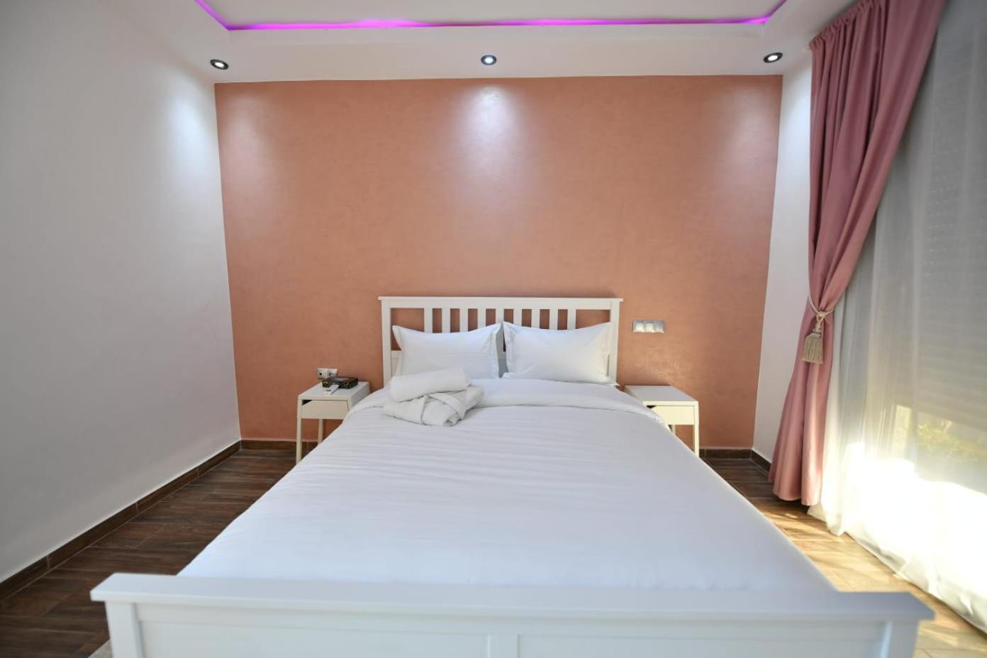 Villa Luxe A Marrakech Avec Piscine Chauffee