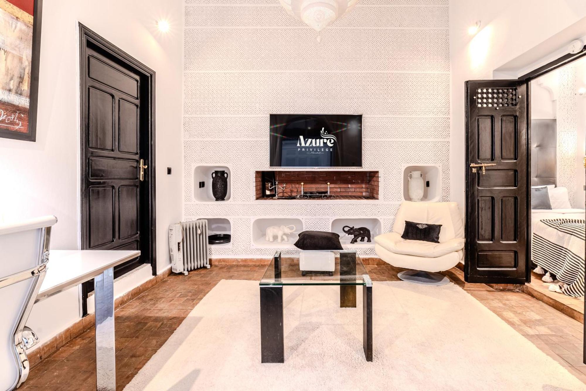 Jebly - Exclusive - Panoramic View Rooftop , Pool & Breakfast *