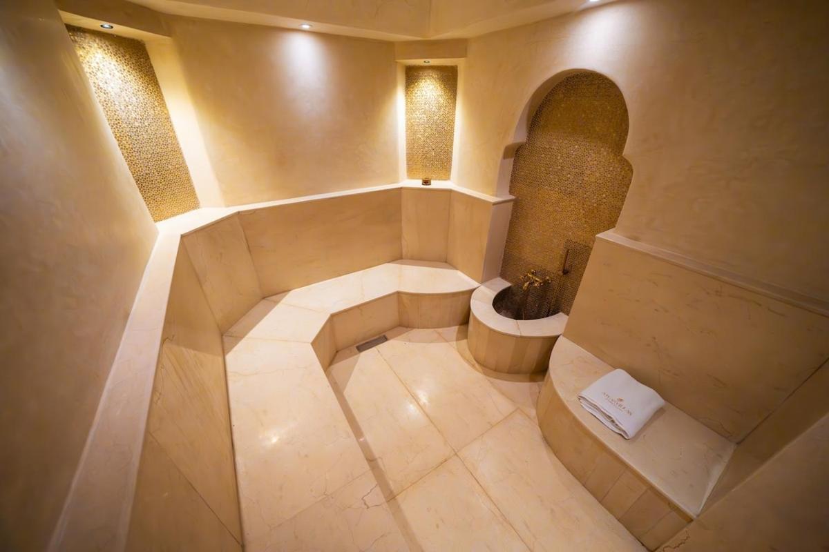 Sakina Pool & Hammam In Amelkis Villa