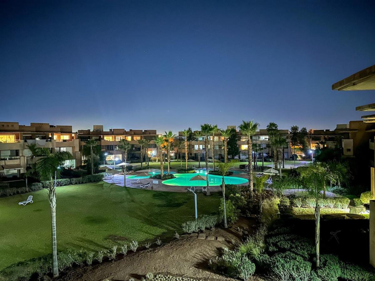 Prestigia Triple View Oasis Golf, Mountain & Pool Appartement *