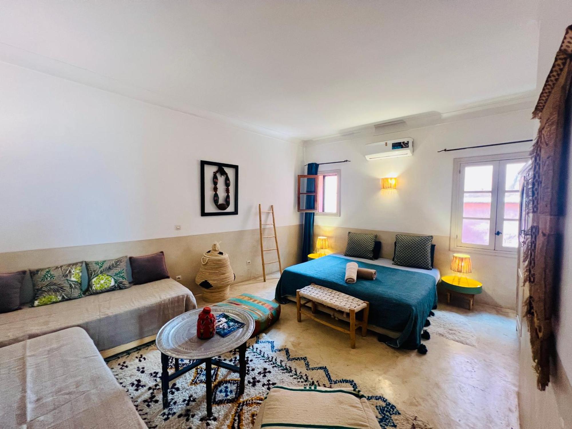 Prive, 5 Et Piscine Casa vacanze *