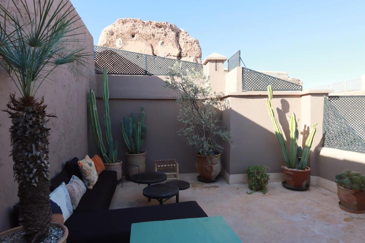 Amma, 2bedrooms, Private, Breakfast Included