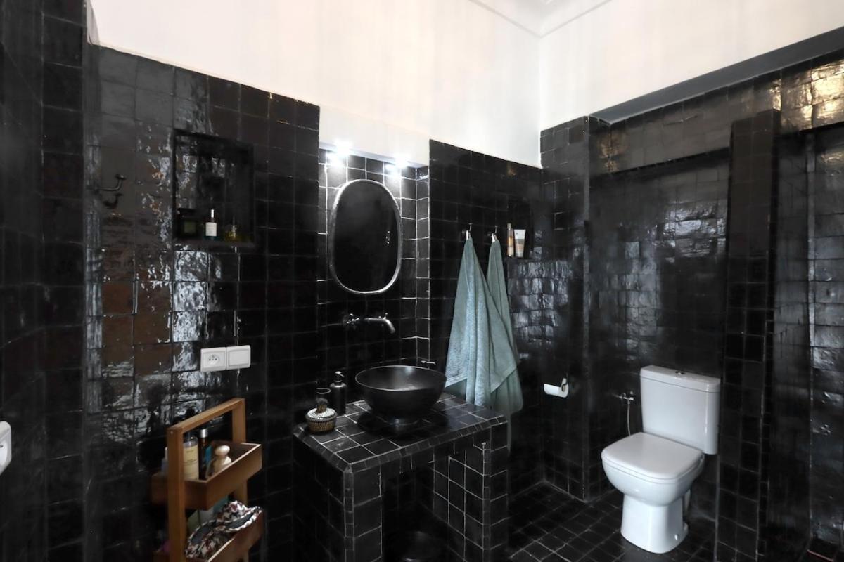 Amma, 2bedrooms, Private, Breakfast Included