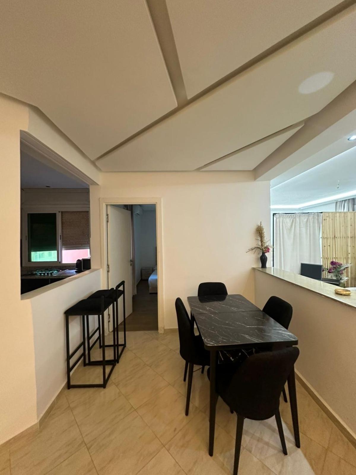 Centre T3 Jacuzzi Prive 2 Min De La Gare Apartment *