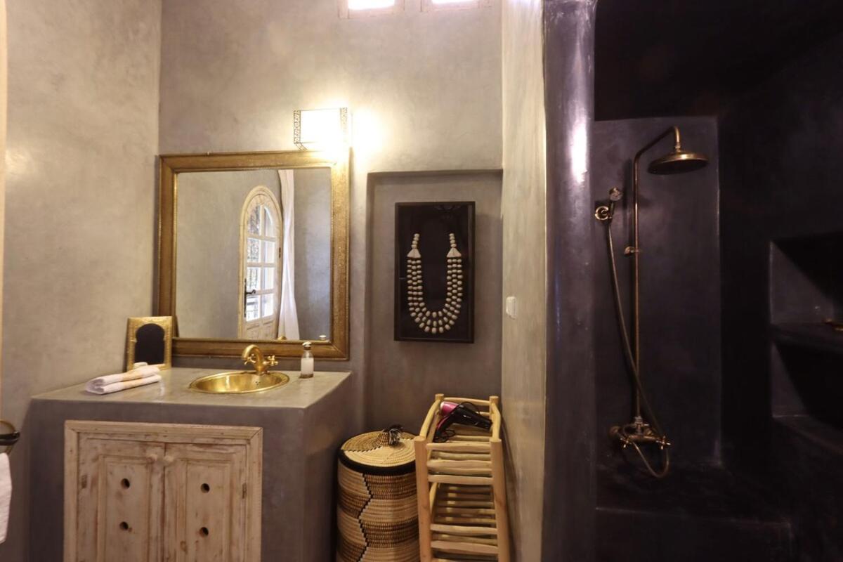 Dar Lysis Private With Pool And Breakfasts