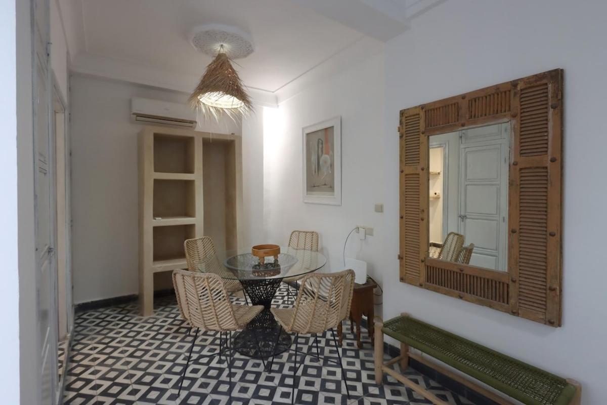 Dar Bensuh 2ch Prive Villa