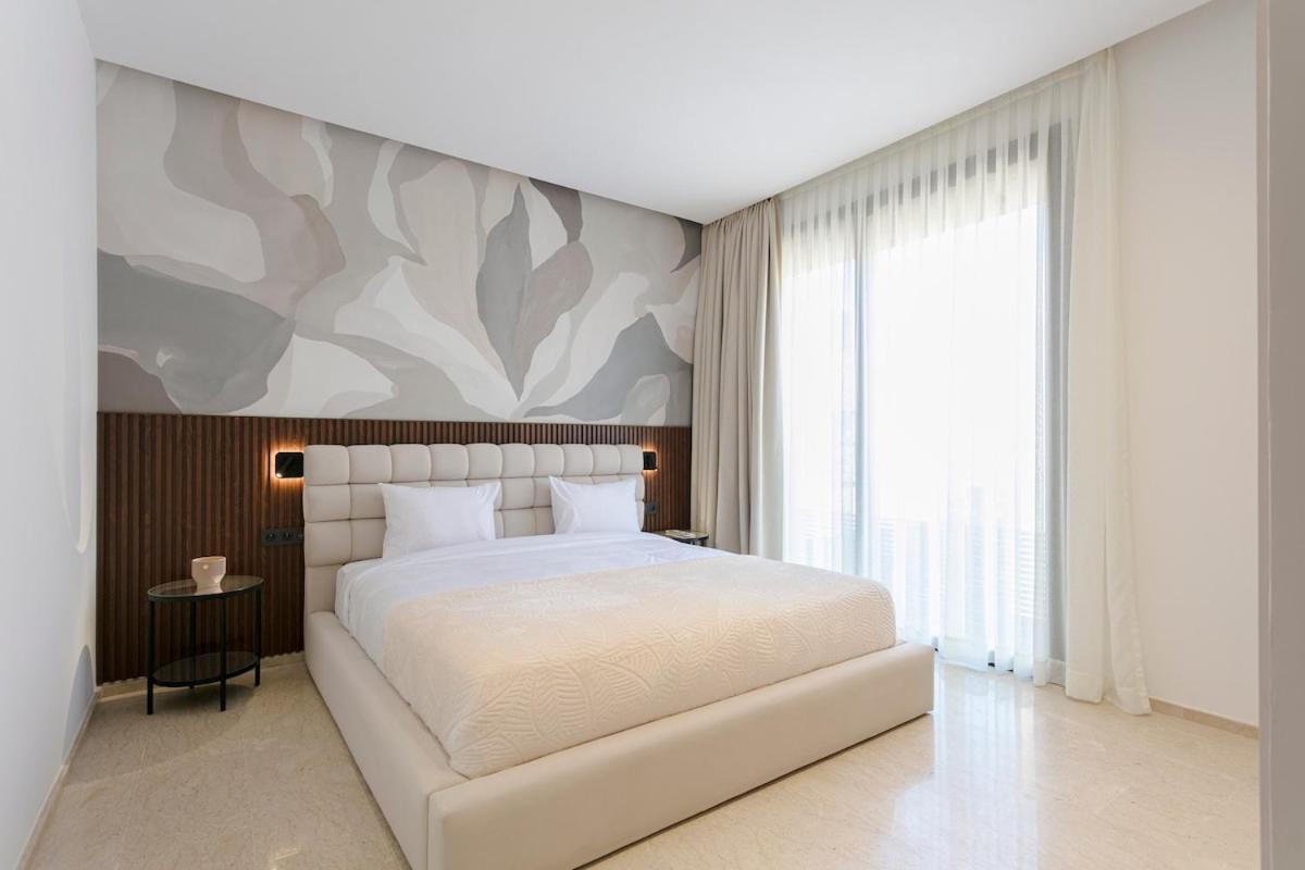 Appartement Beautiful 4 Bedroom Rooftop Pool *