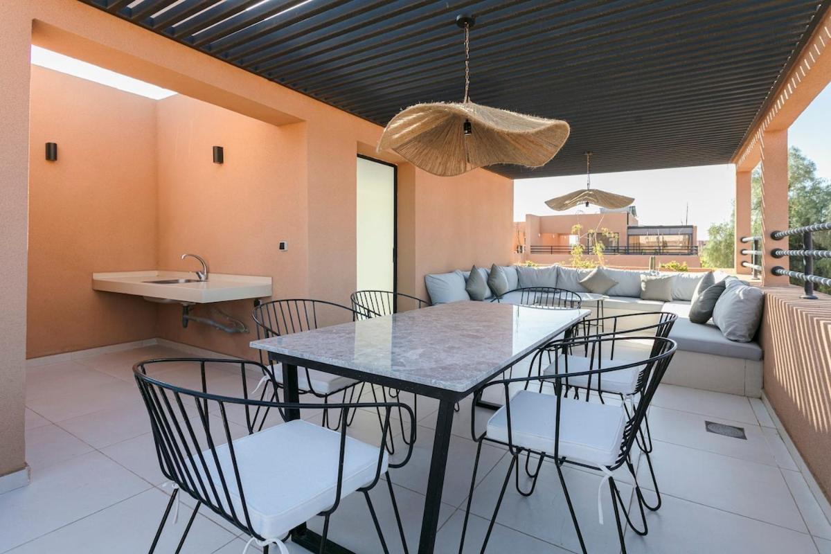 Appartement Beautiful 4 Bedroom Rooftop Pool