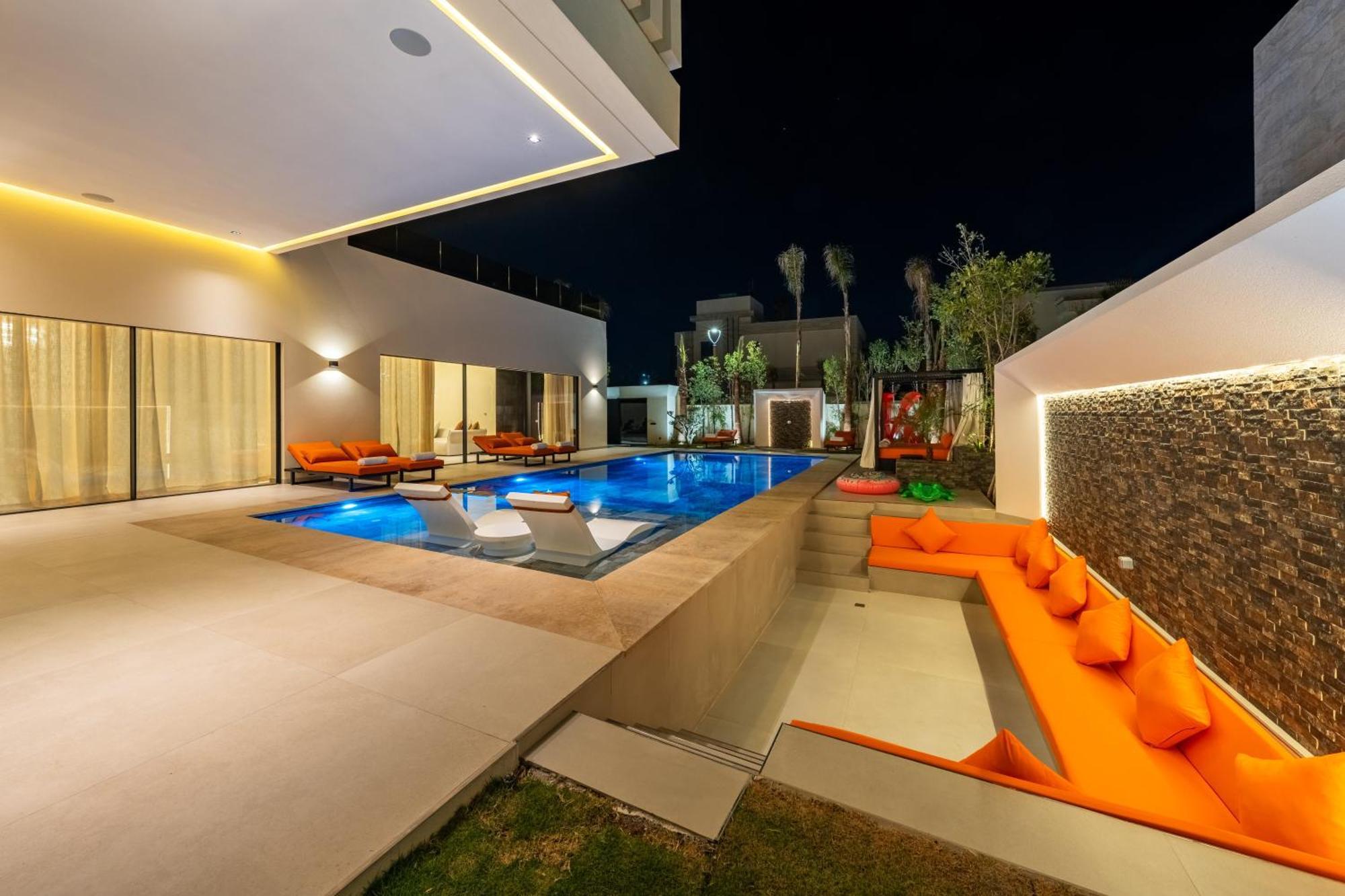 Luxury Heated Pool, Cinema & Game Villa Marrakesh