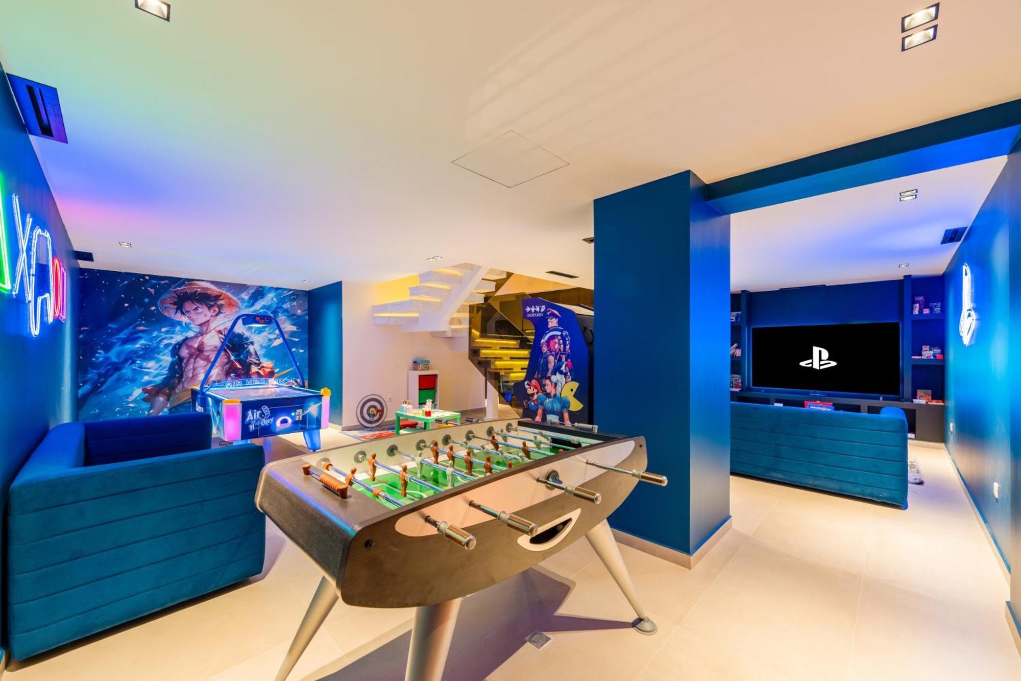 Luxury Heated Pool, Cinema & Game *