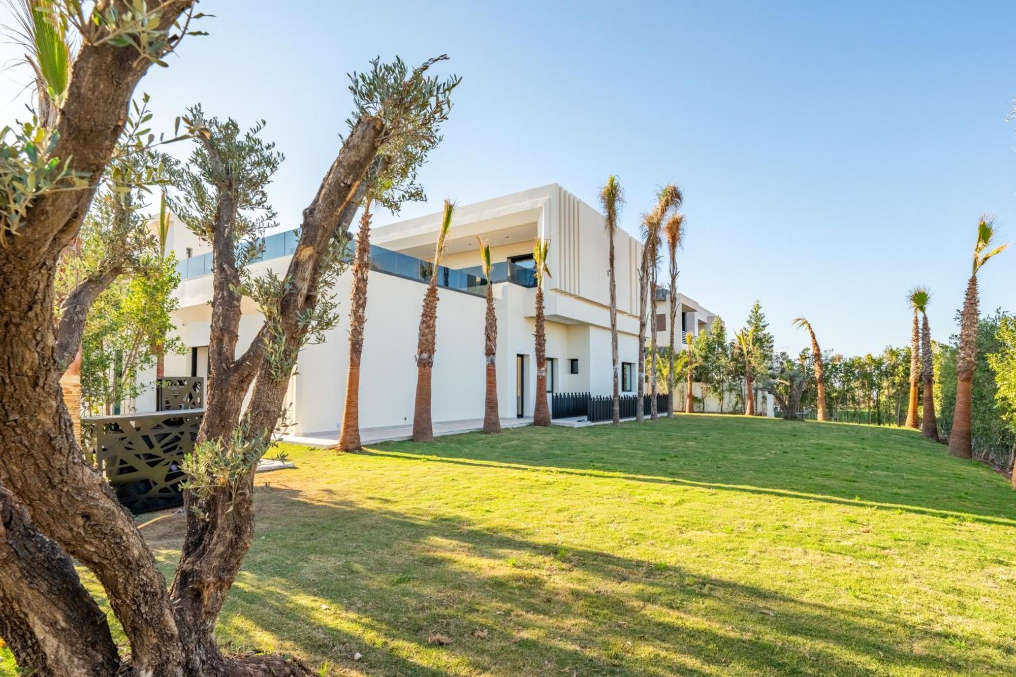 Villa Luxury Heated Pool, Cinema & Game *