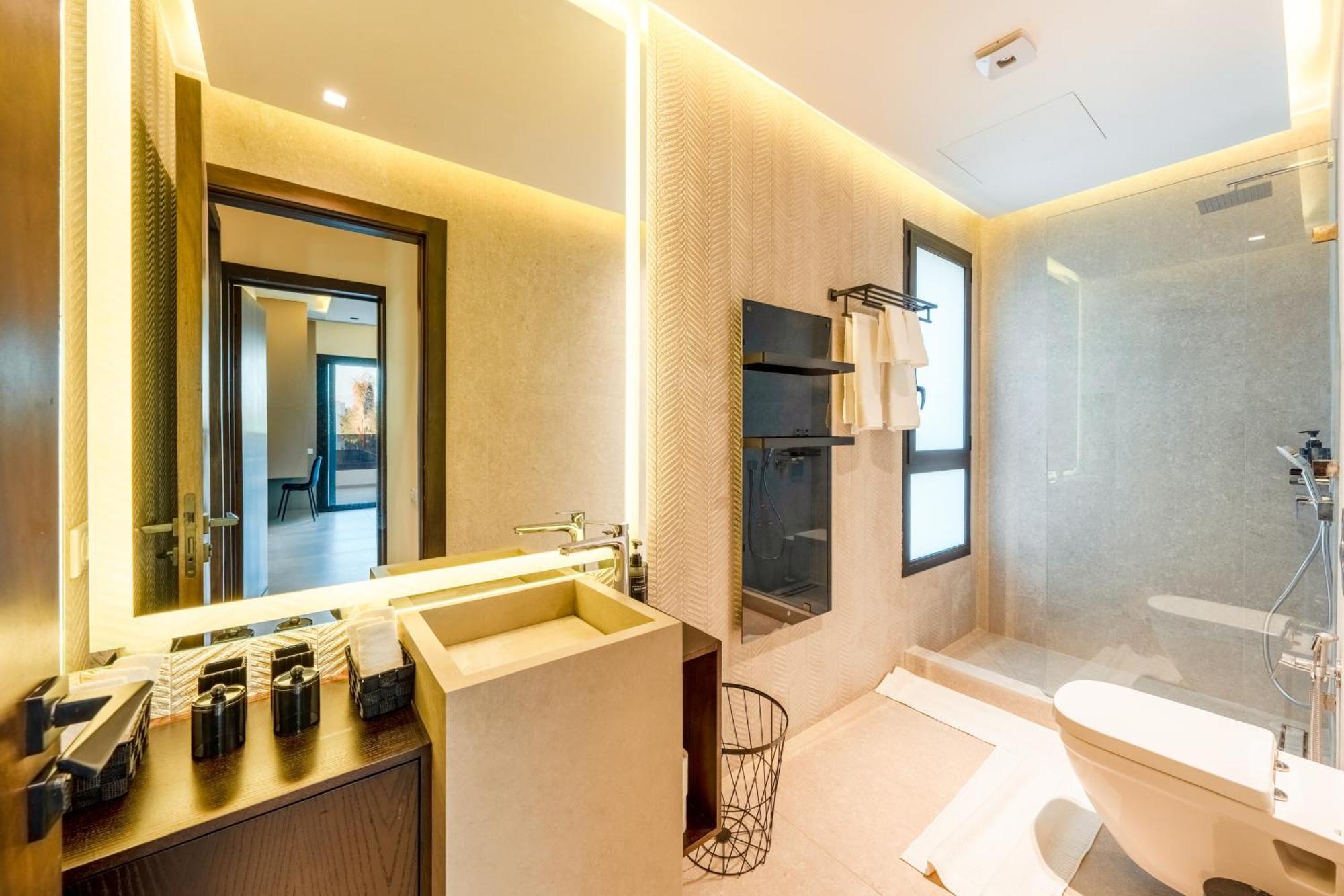 Luxury Heated Pool, Cinema & Game * Marrakesh