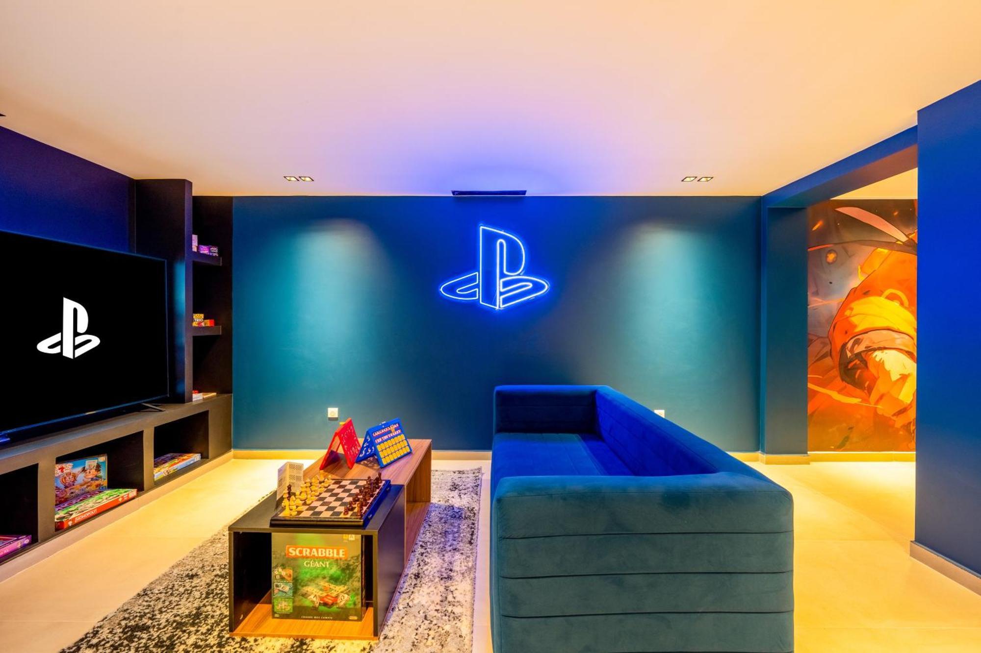 Luxury Heated Pool, Cinema & Game Marrakesh