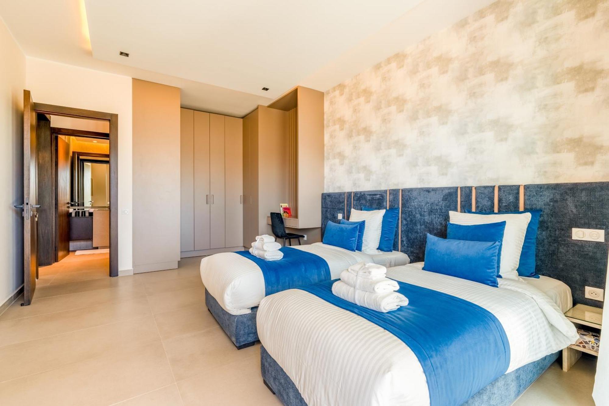 Luxury Heated Pool, Cinema & Game * Marrakesh