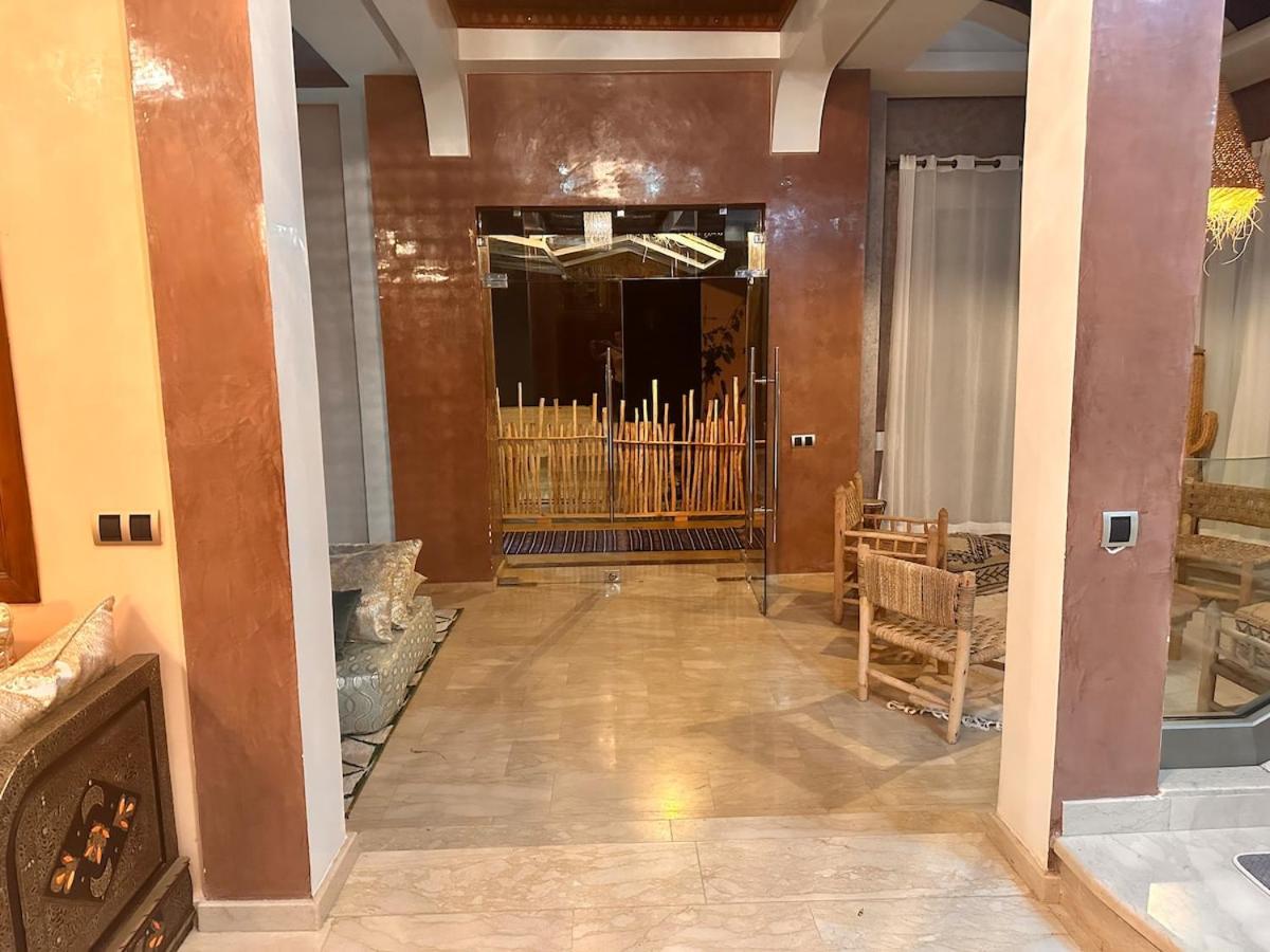 With Private Pool And Breakfast Included Marrakesh