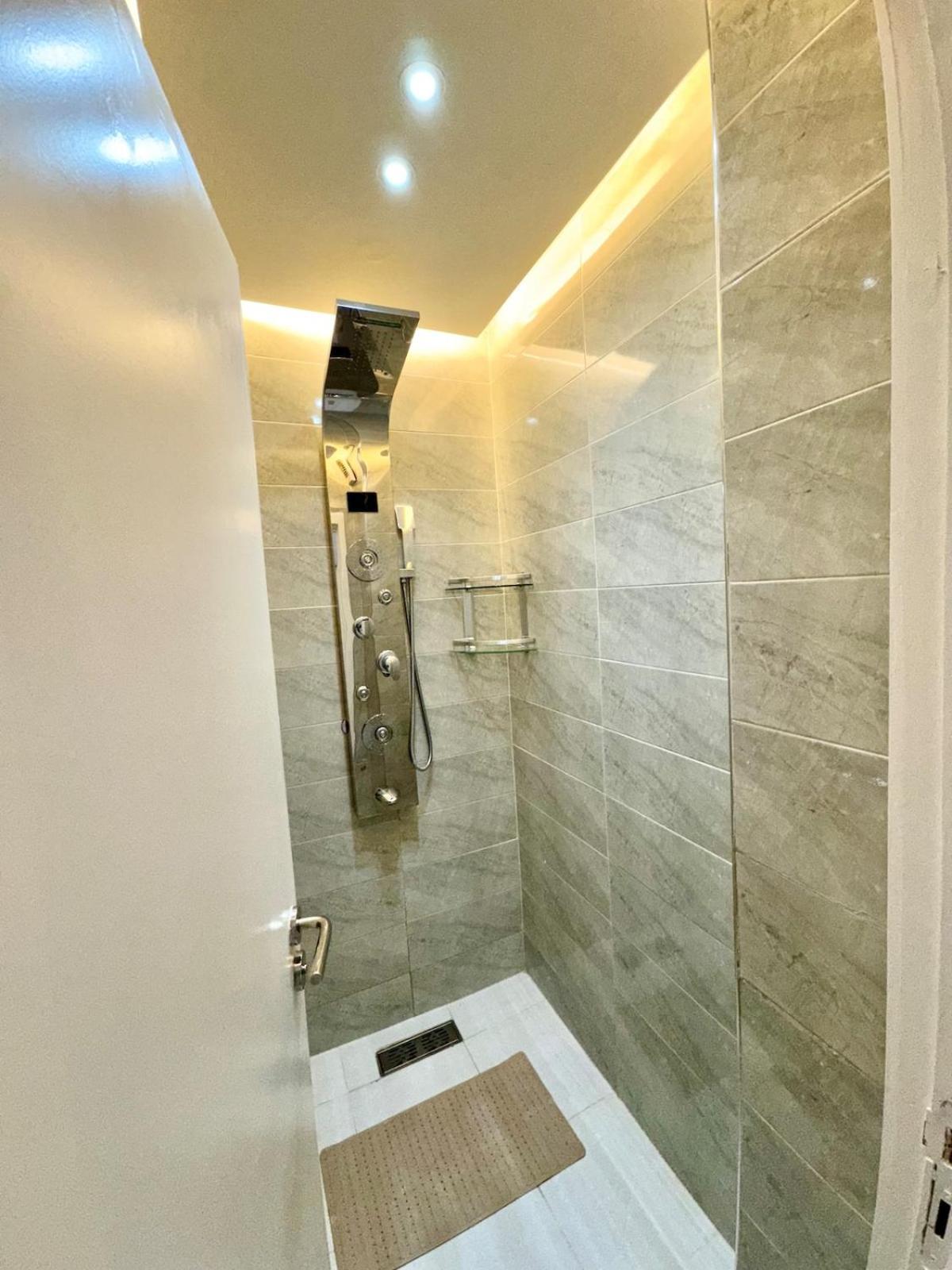 Proche Gueliz Et Jardins Majorelle, Parking ,wifi, Netflix Apartamento