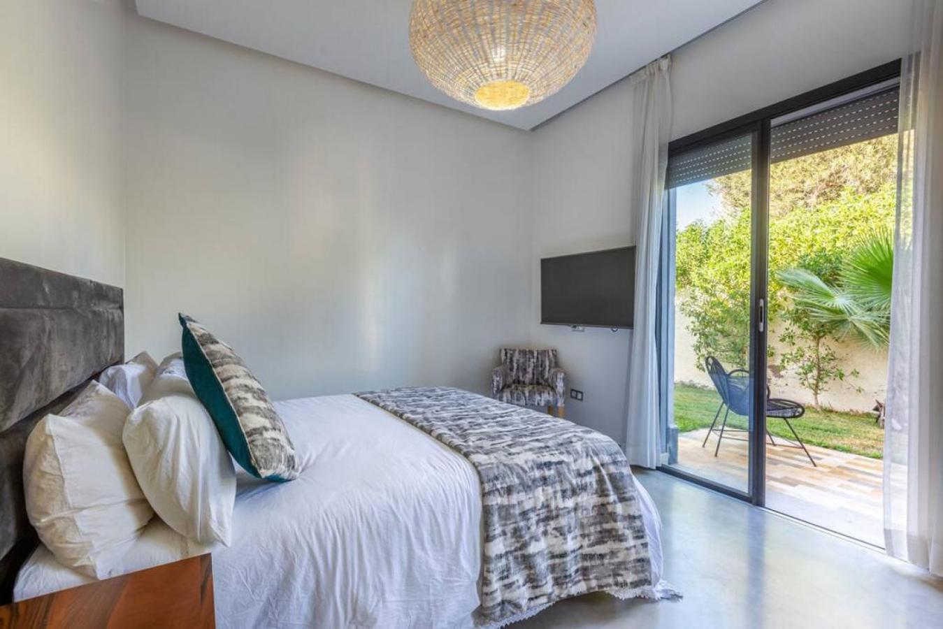 Moderne And Chic Piscine Chauffee 6 Pers Holiday home Marrakesh