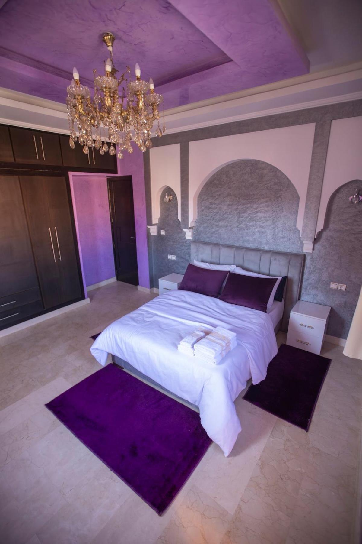 Spacious Moroccan Retreat Near Airport Appartamento